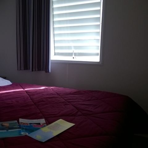 Stacaravan 6 personen - Mobile-home | Comfort XL | 3 slaapkamers | 6 pers. | Verhoogd terras niet overdekt | TV