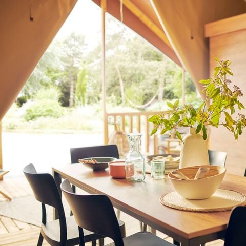Safarizelt 4 Personen - Woodlodge Vue Loire Confort 26m² - 2 Zimmer + Terrasse 4 Pers.