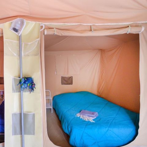 TENT 4 people - Caraïbe Standard tent 16m² /2 bedrooms (without bathroom) 4 pers