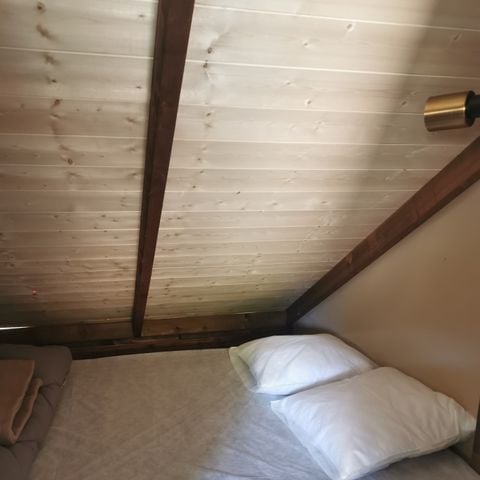 Tente 4 personnes - Lodge (sanitaires communs du camping)