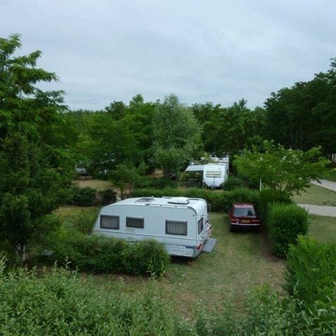 EMPLACEMENT - Forfait 1 véhicule, sans électricité