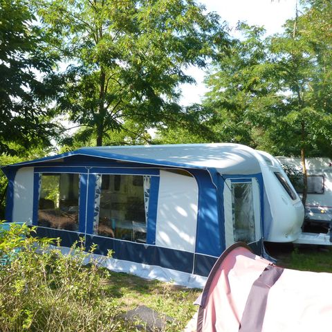 EMPLACEMENT - Forfait 1 véhicule  + électricité