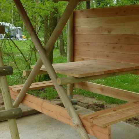 Tente 2 personnes - bivouac perché (sanitaires communs du camping)