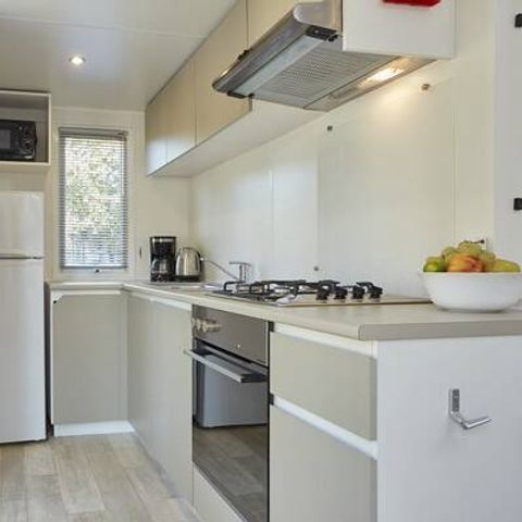 BUNGALOW 6 personnes - Mobil-home | Comfort | 2 Ch. | 4/6 Pers. | Terrasse surélevée | Clim.
