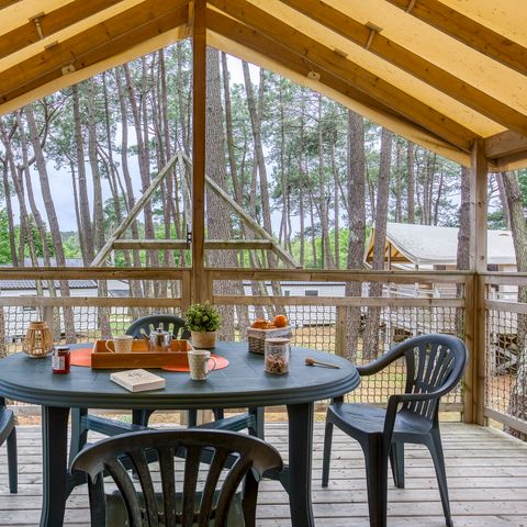 Tente en toile et en bois 4 personnes - INSOLITE CONFORT LODGE (sans sanitaires)