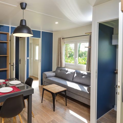 BUNGALOW 4 personnes - Mobil-home Camelot Premium 32m² (2 chambres) + grande terrasse couverte/ Zone piétonne 4 pers