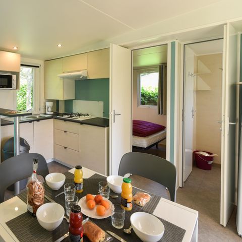 BUNGALOW 6 personnes - Mobil-home Caélia Confort 31m² (3 chambres) + terrasse couverte / Zone piétonne 4/6 pers