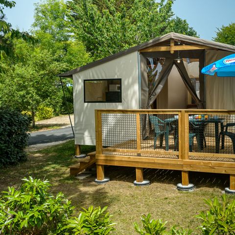Safarizelt 4 Personen - Cabane d'Uther Confort 27m² (2 Zimmer) + halbüberdachte Terrasse 4 Pers.