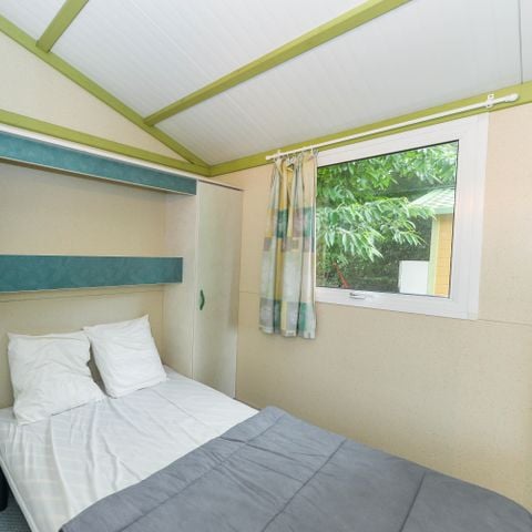 Chalet 5 personnes - Chalet Standard 25m² (2 chambres ) + terrasse couverte 5 pers( 2 adultes max)