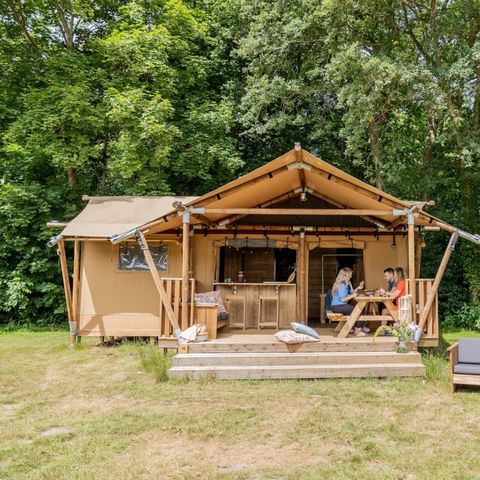Canvas and wooden tent 5 persons - Loubine safari tent
