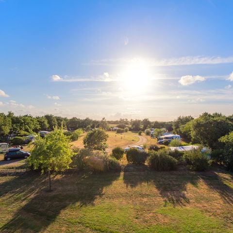 PIAZZOLA - RCN la Ferme du Latois | Piazzola da campeggio (2 persone incluse)