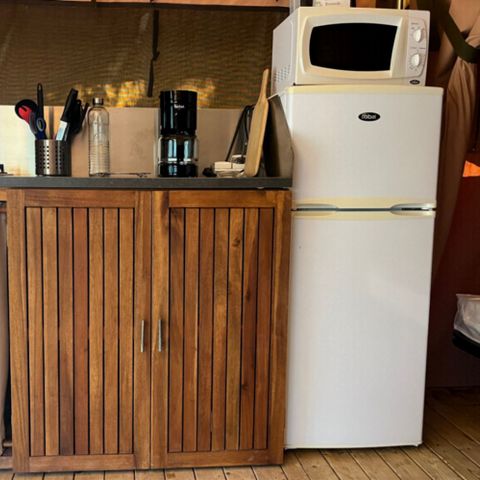 TENDA IN TELA E LEGNO 5 persone - Victoria Lodge (senza servizi igienici, acqua o riscaldamento)