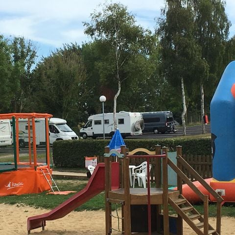 PIAZZOLA - Area di sosta stabilizzata per camper (non sono ammesse tende e roulotte)