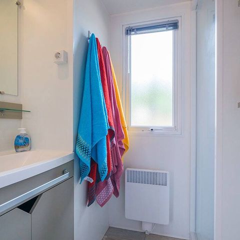 Stacaravan 6 personen - Comfort | 3 slaapkamers | 6 pers | Verhoogd terras | Airconditioning