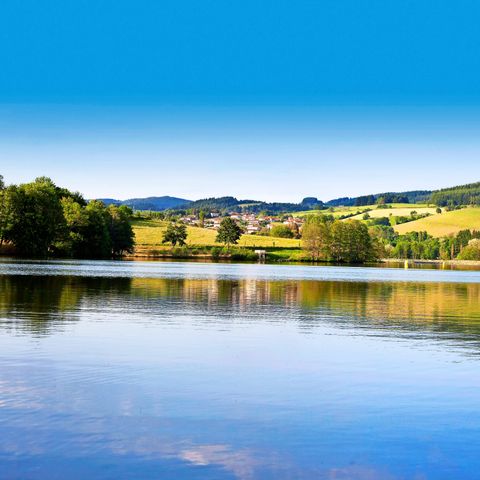 PLOT - Pitch with private sanitary facilities on plot + organic swimming pool access ? - PREMIUM -