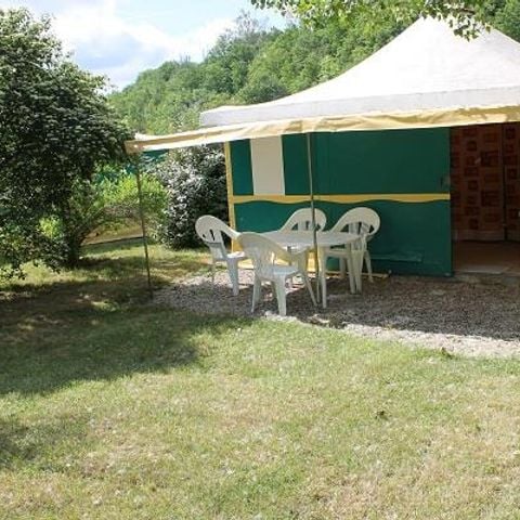 Chalet 5 personnes - TOILE CONFORT avec sanitaires