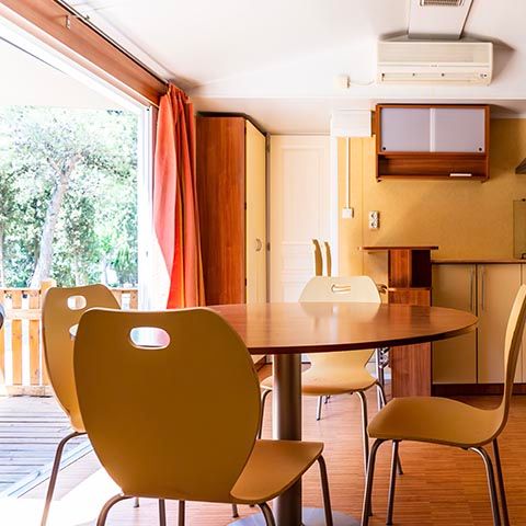 BUNGALOW 4 personnes - DELUXE