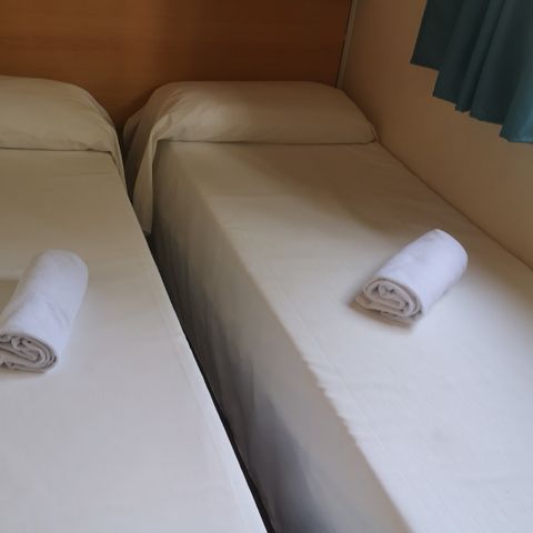BUNGALOW 4 personnes - TIPO 1