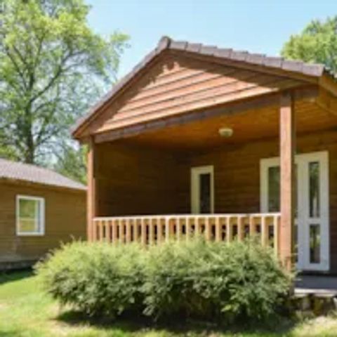 CHALET 4 personnes - Chalet Arbre : 2 chambres / dimanche-dimanche / 4 pers