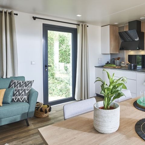 BUNGALOW 4 personnes - Crecy la Chapelle : QUEEN 2 CHAMBRES - 2 SDB - AVEC CLIMATISEUR - DRAPS ET SERVIETTES INCLUS 1/4 pers