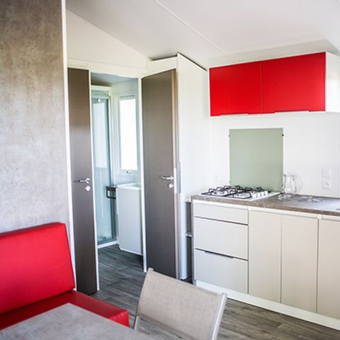 Stacaravan 6 personen - - 3 slaapkamers