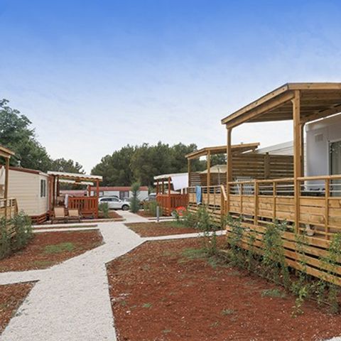 BUNGALOW 6 personnes - Comfort XL | 3 Ch. | 6 Pers. | Terrasse surélevée | Clim.
