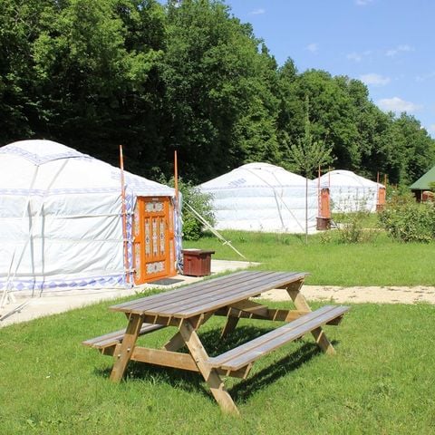 UNUSUAL ACCOMMODATION 4 people - Yurt (no toilet or shower)