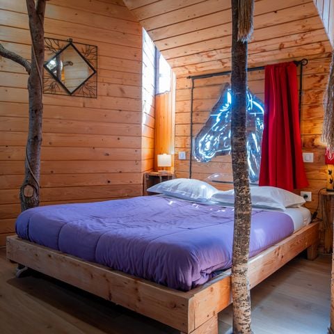 HÉBERGEMENT INSOLITE 6 personnes - Maison dans les branches