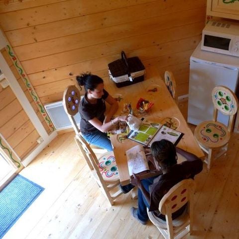 UNUSUAL ACCOMMODATION 6 people - Isba Yurt