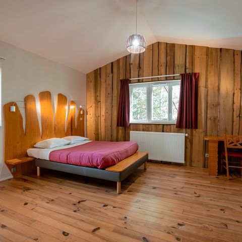 Hotelkamer 4 personen - Ongewoon hotel voor personen met beperkte mobiliteit