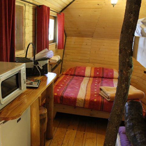 UNUSUAL ACCOMMODATION 2 people - Tree house (with dry toilet, no shower)