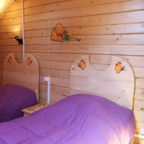 HÉBERGEMENT INSOLITE 6 personnes - Maison Poule