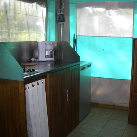 Bungalowzelt 5 personen - ECO (OHNE SANITÄRANLAGEN)