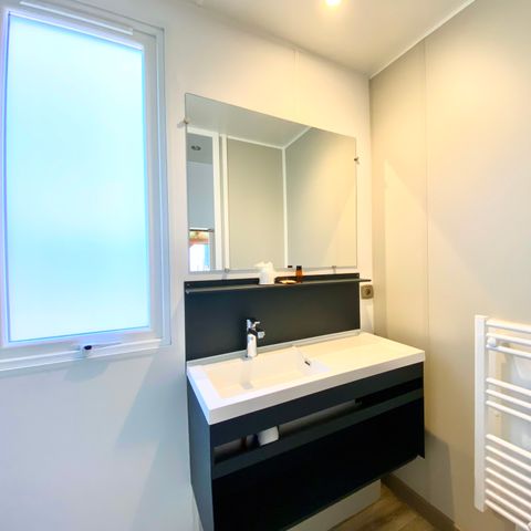 Mobilhome 6 personnes - 3 chambres - 2 salles de douche - Version Premium