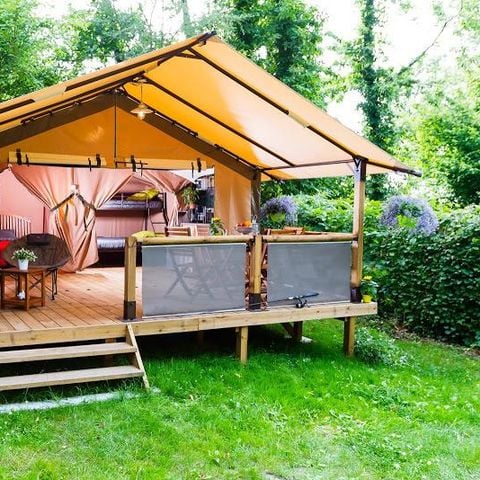 Tente en toile et en bois 4 personnes - VICTORIA sans sanitaires