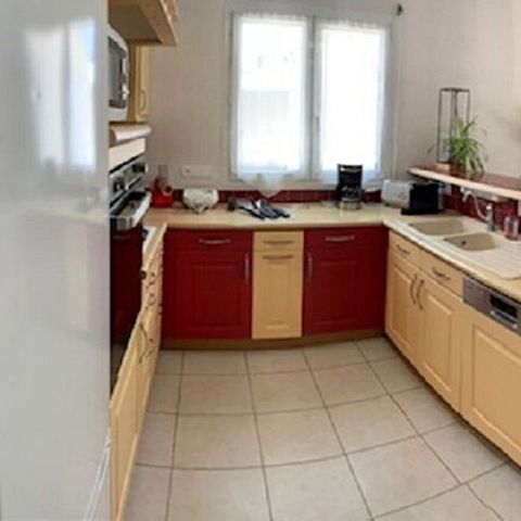 CASA 6 persone - 3 camere con giardino privato (dependance del campeggio Les Floralies)