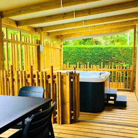 MOBILHOME 6 personas - Prestige climatizado con SPA, 3 habitaciones, 2 baños, 2 WC (año 2025)