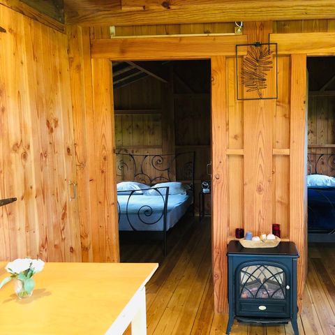 Allogi 1/6 persone - Cabina familiare arroccata con jacuzzi nel bosco