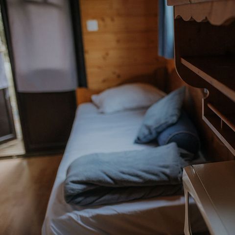 UNUSUAL ACCOMMODATION 4 people - Jacuzzi