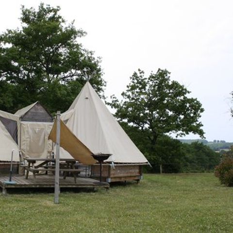 Accommodation 7 persons - Tipi Lodge 6/7 pers