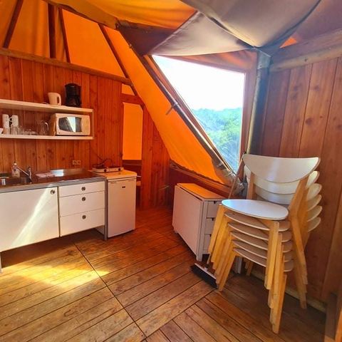 Accommodation 7 persons - Tipi Lodge 6/7 pers