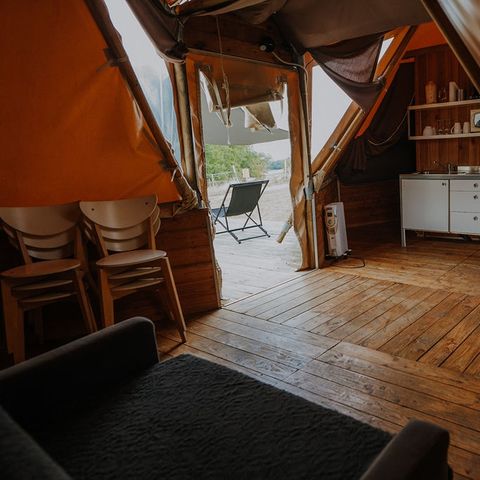 Accommodation 7 persons - Tipi Lodge 6/7 pers