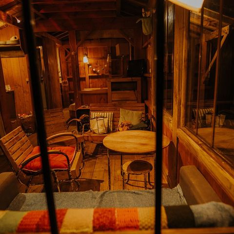 Alojamiento 6 personas - Cabaña y jacuzzi privado 1/6 pers