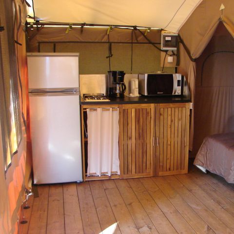 TIENDA DE LONA Y MADERA 4 personas - VICTORIA (sin instalaciones sanitarias)