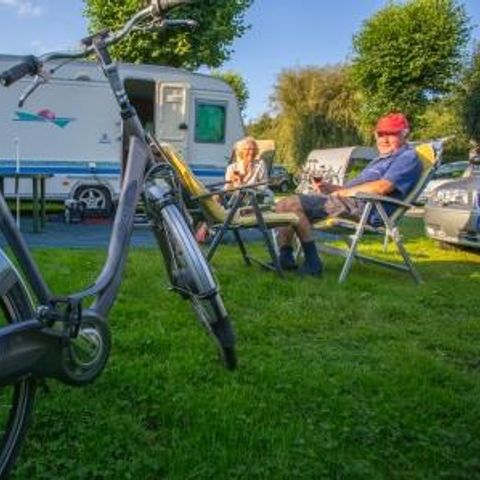 EMPLACEMENT - Confort avec électricité 8A