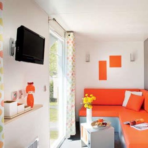 Stacaravan 4 personen - PREMIUM - 2 slaapkamers - TV - met overdekt terras - vaatwasser 1/4 pers