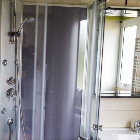 Chalet 4 Personen - 25m² / 2 Zimmer - Überdachte Terrasse