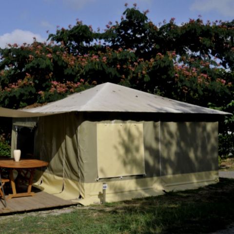 BUNGALOW DE LONA 5 personas - (sin instalaciones sanitarias)