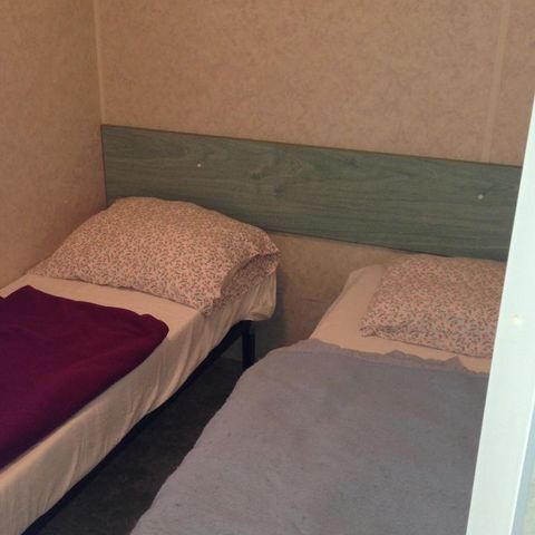 Mobilhome 4 personnes - Iris 24m2 - arrivée mercredi,