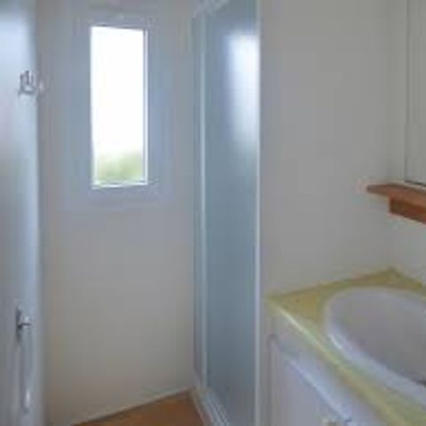 Stacaravan 5 personen - LOUISIANE - 2 kamers met overdekt terras - 22m² - Frankrijk